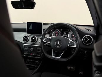 Mercedes-Benz GLA 2.1 GLA220d AMG Line (Premium) 7G-DCT 4MATIC Euro 6 (s/s) 5dr