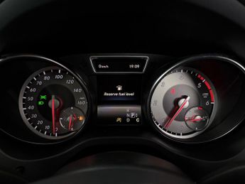 Mercedes-Benz GLA 2.1 GLA220d AMG Line (Premium) 7G-DCT 4MATIC Euro 6 (s/s) 5dr