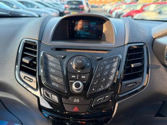 Ford Fiesta 1.25 Zetec Hatchback 3dr Petrol Manual Euro 5 (82 ps)