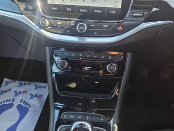 Vauxhall Astra 1.6 CDTi BlueInjection SRi Nav Euro 6 (s/s) 5dr