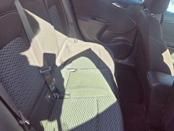 Vauxhall Astra 1.6 CDTi BlueInjection SRi Nav Euro 6 (s/s) 5dr