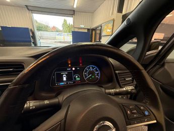 Nissan Leaf 40kWh 2.Zero Auto 5dr