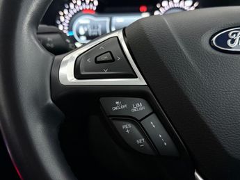 Ford Galaxy 2.5h Duratec Titanium CVT Euro 6 (s/s) 5dr