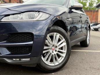 Jaguar F-PACE 2.0 D180 Portfolio Auto AWD Euro 6 (s/s) 5dr