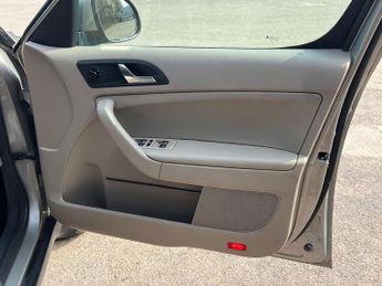 Skoda Yeti 2.0 TDI Elegance DSG 4WD Euro 5 5dr