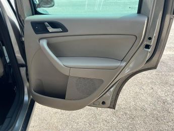 Skoda Yeti 2.0 TDI Elegance DSG 4WD Euro 5 5dr