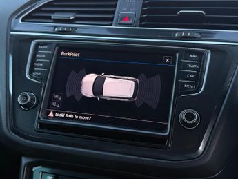 Volkswagen Tiguan 2.0 TDI BlueMotion Tech SE Navigation DSG 4Motion Euro 6 (s/s) 5