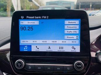 Ford Fiesta 1.0T EcoBoost Vignale Auto Euro 6 (s/s) 5dr