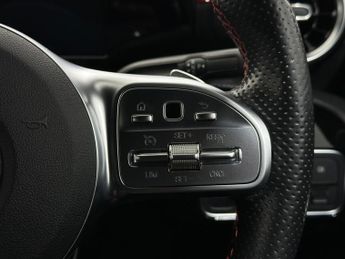 Mercedes-Benz A Class 1.3 A250e 15.6kWh AMG Line 8G-DCT Euro 6 (s/s) 4dr