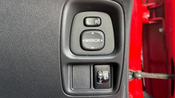 Toyota AYGO 1.0 VVT-i x-trend Funroof x-shift Euro 6 5dr