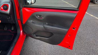 Toyota AYGO 1.0 VVT-i x-trend Funroof x-shift Euro 6 5dr