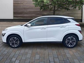 Hyundai KONA 64kWh Premium SUV 5dr Electric Auto (10.5kW Charger) (204 ps)