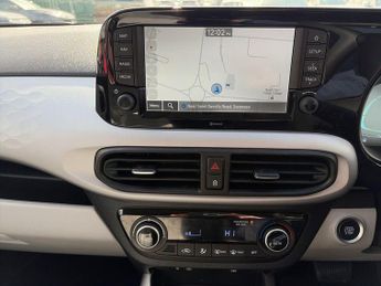 Hyundai I10 1.0 Premium Hatchback 5dr Petrol Auto Euro 6 (s/s) (63 ps)