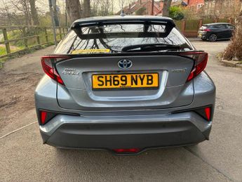 Toyota C-HR 1.8 VVT-h Design CVT Euro 6 (s/s) 5dr
