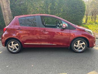 Toyota Yaris 1.5 VVT-h Excel E-CVT Euro 6 5dr (Safety Sense, 15in)