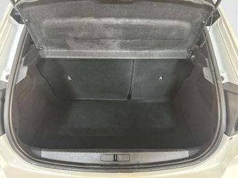 Peugeot E-208 50kWh GT Hatchback 5dr Electric Auto (136 ps)