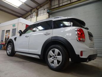 MINI Countryman 2.0 Cooper D Auto Euro 6 (s/s) 5dr