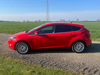 Ford Focus 1.6 Zetec Hatchback 5dr Petrol Powershift Euro 5 (125 ps)