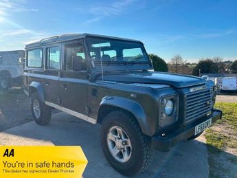 Land Rover Defender 2.5 TD5 Hard Top Station Wagon 4X4 5dr