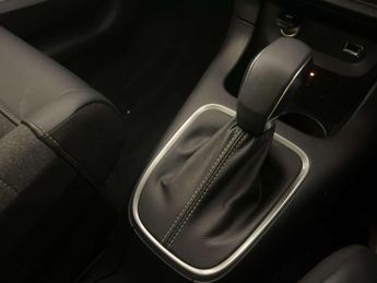 Citroen C3 1.2 PureTech MAX Hatchback 5dr Petrol EAT6 Euro 6 (s/s) (110 ps)