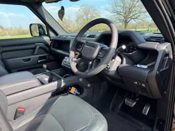 Land Rover Defender 110 5.0 P525 V8 Auto 4WD Euro 6 (s/s) 5dr