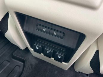 Land Rover Discovery Sport 2.0 TD4 HSE Luxury Auto 4WD Euro 6 (s/s) 5dr