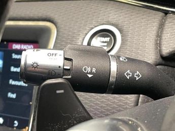 Land Rover Range Rover Evoque 1.5 P300e 12.2kWh R-Dynamic S Auto 4WD Euro 6 (s/s) 5dr