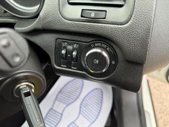 Vauxhall Insignia 2.0 CDTi ecoFLEX Exclusiv Sports Tourer Euro 5 (s/s) 5dr