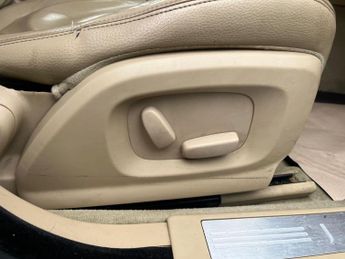 Jaguar XF 3.0d V6 Luxury Auto Euro 5 4dr