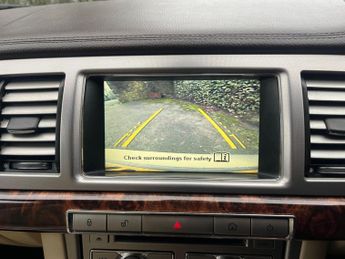 Jaguar XF 3.0d V6 Luxury Auto Euro 5 4dr