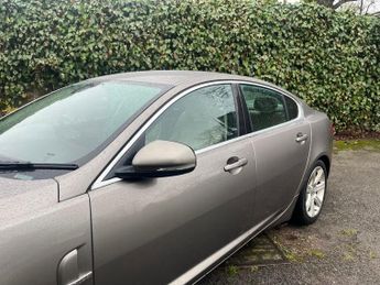 Jaguar XF 3.0d V6 Luxury Auto Euro 5 4dr