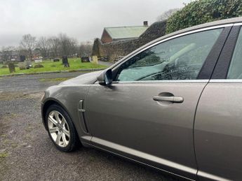 Jaguar XF 3.0d V6 Luxury Auto Euro 5 4dr