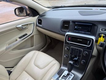 Volvo V60 2.4 D5 SE Lux Geartronic Euro 5 5dr