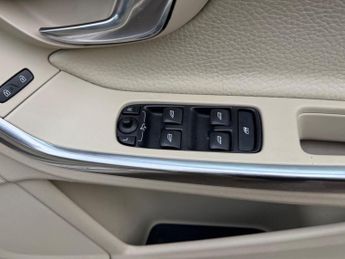 Volvo V60 2.4 D5 SE Lux Geartronic Euro 5 5dr