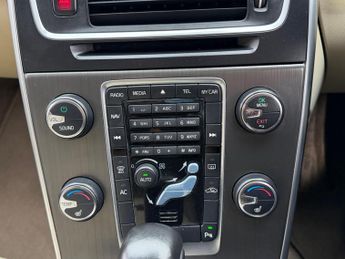 Volvo V60 2.4 D5 SE Lux Geartronic Euro 5 5dr