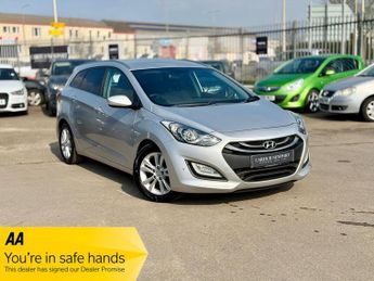 Hyundai I30 1.6 CRDi Blue Drive Style Nav Tourer Euro 5 (s/s) 5dr