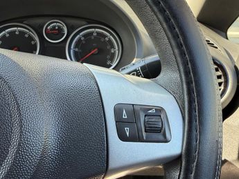 Vauxhall Corsa 1.2 16V Design Euro 5 5dr (A/C)