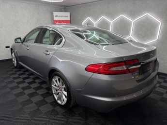 Jaguar XF 2.2d Premium Luxury Auto Euro 5 (s/s) 4dr