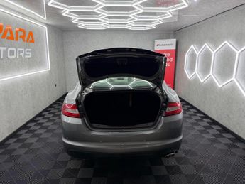 Jaguar XF 2.2d Premium Luxury Auto Euro 5 (s/s) 4dr