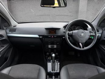 Vauxhall Astra 1.8i 16v Design 5dr