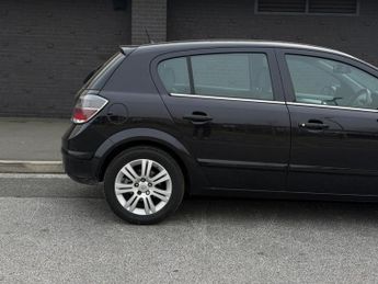 Vauxhall Astra 1.8i 16v Design 5dr