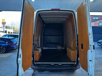 Mercedes-Benz eSprinter 55kWh Progressive Auto FWD L2 H2 5dr 20kW Charger