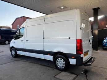 Mercedes-Benz eSprinter 55kWh Progressive Auto FWD L2 H2 5dr 20kW Charger