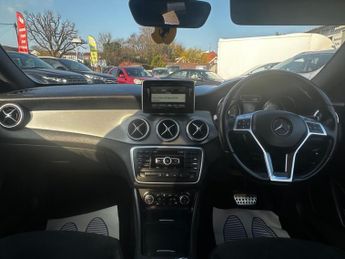 Mercedes-Benz CLA 2.1 CLA220 CDI AMG Sport Coupe 7G-DCT Euro 6 (s/s) 4dr