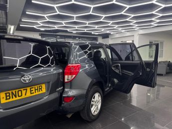 Toyota RAV4 2.2 D-4D XT-R 4WD 5dr