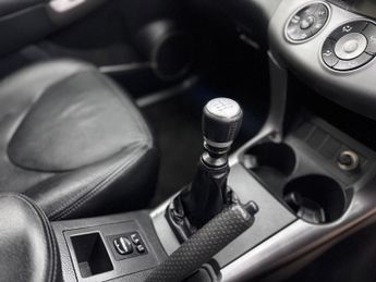 Toyota RAV4 2.2 D-4D XT-R 4WD 5dr