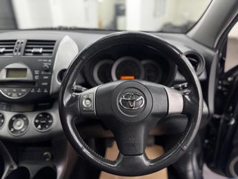 Toyota RAV4 2.2 D-4D XT-R 4WD 5dr