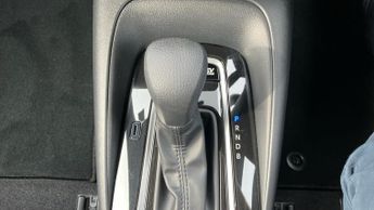 Toyota Corolla 1.8 VVT-h CVT Euro 6 (s/s) 5dr