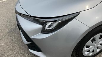 Toyota Corolla 1.8 VVT-h CVT Euro 6 (s/s) 5dr