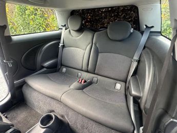 MINI Hatch 1.6 Cooper Steptronic Euro 4 3dr